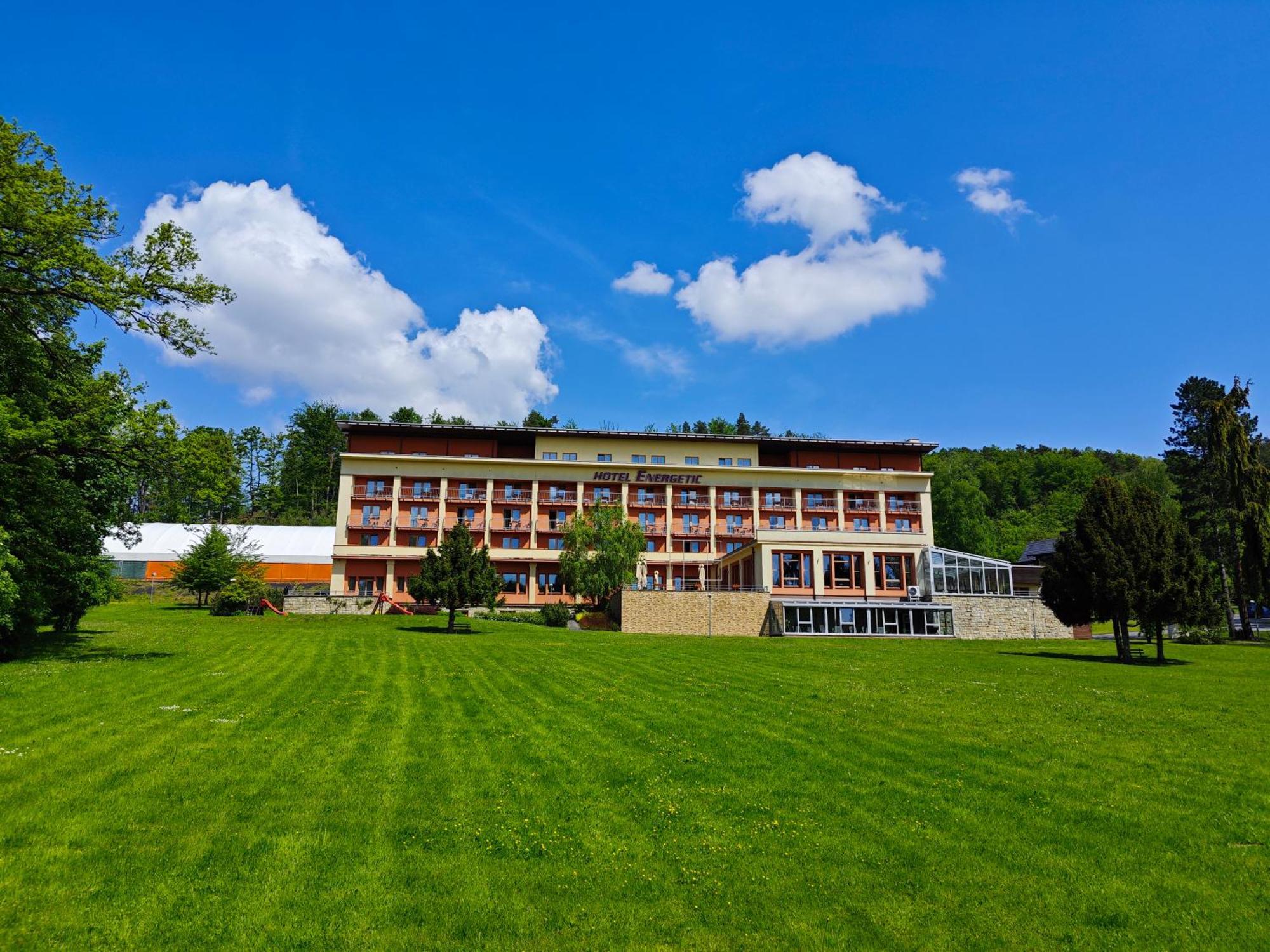 Wellness Resort Energetic Rožnov pod Radhoštěm Zewnętrze zdjęcie