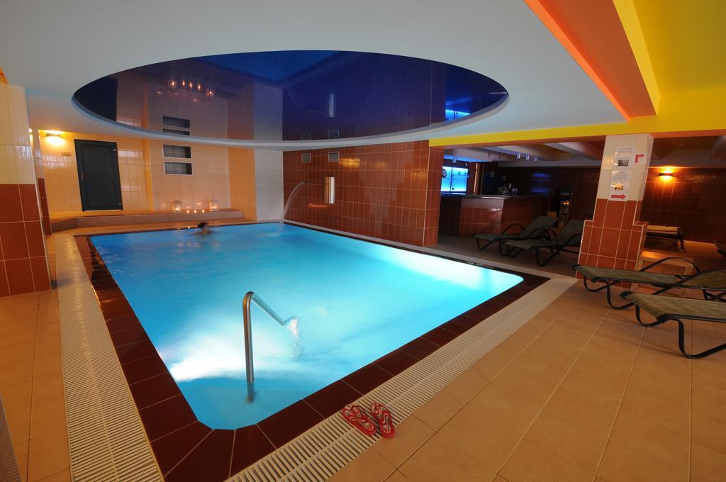 Wellness Resort Energetic Rožnov pod Radhoštěm Zewnętrze zdjęcie